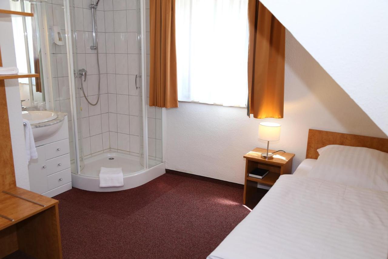Hotel Garni Kluth Bonn Room photo
